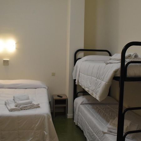 Pensione Piemonte Лорето Екстериор снимка