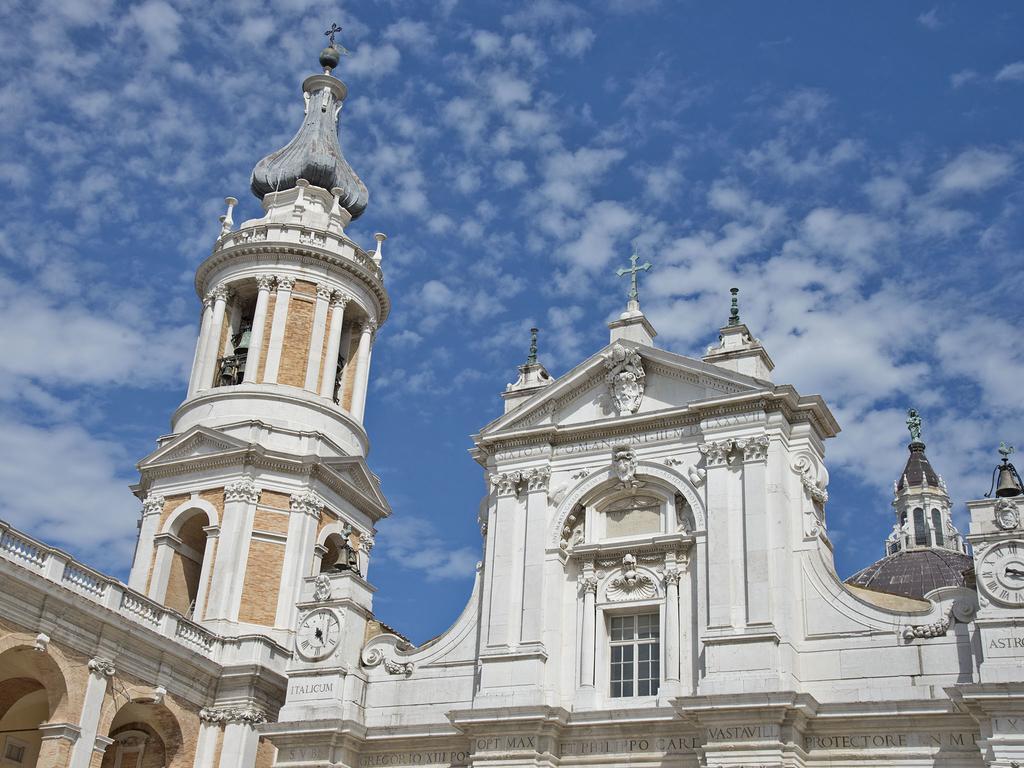Pensione Piemonte Лорето Екстериор снимка